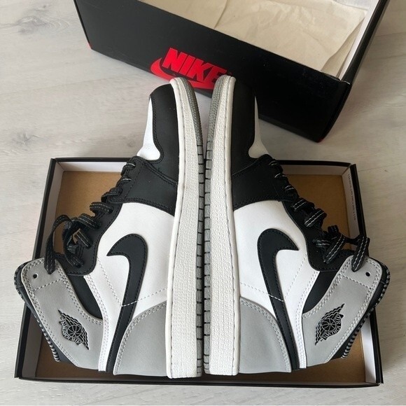 ⚡️FLASH SALE⚡️Air Jordan 1 Retro High OG BG 'Barons' size40 - Picture 5 of 13